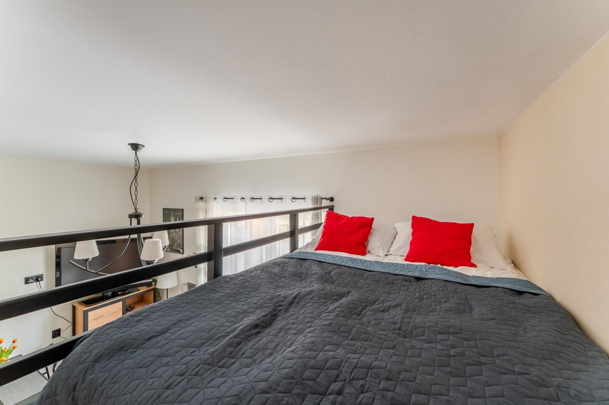 Apartament Loftowy Na Spokojnej 코워브제크 외부 사진